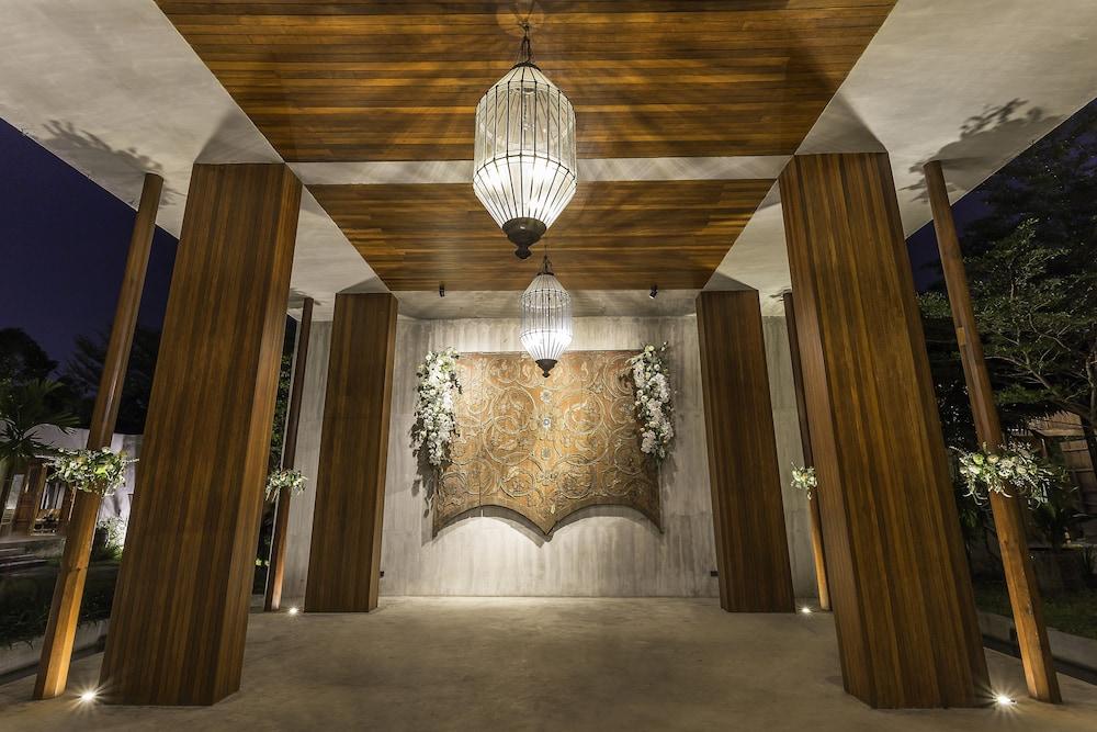 Into The Forest Resort Bangkok Bagian luar foto